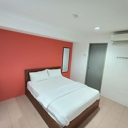 Lux Hotel Teluk Intan Zewnętrze zdjęcie